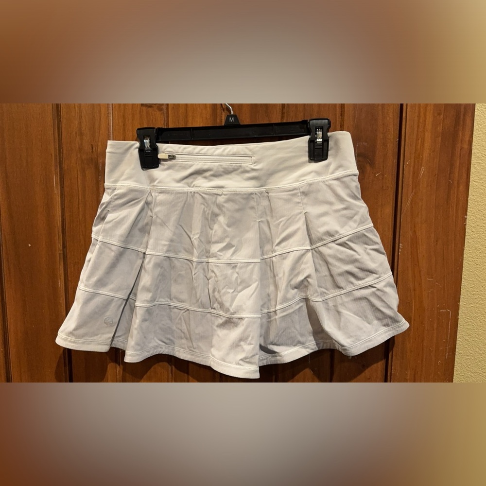 WHITE Rival Skirt - Picture 2 of 3